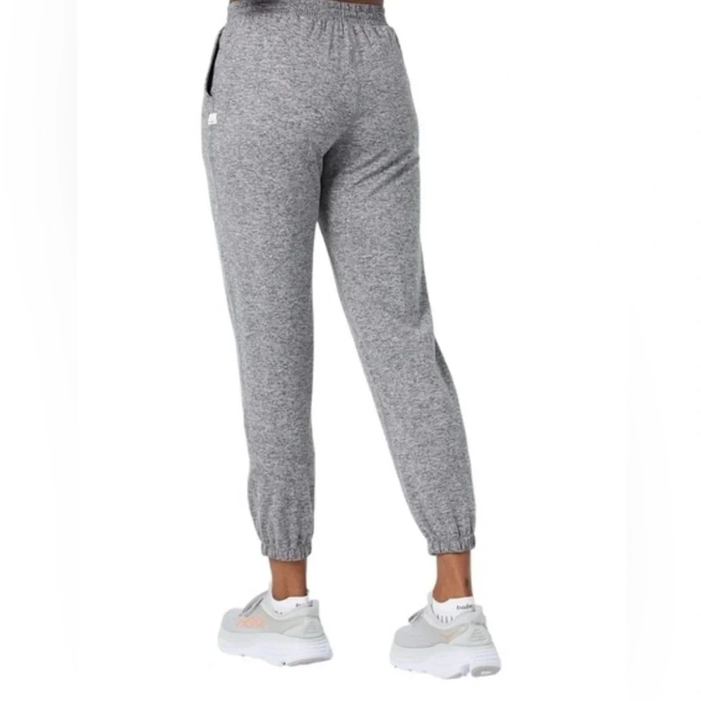 Vuori Women’s Boyfriend Sweatpant